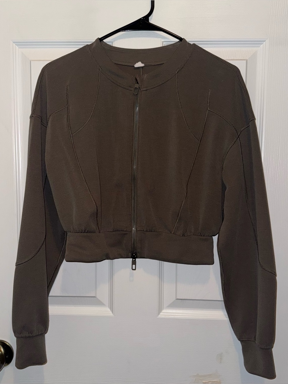 Lululemon Ribbed Softstreme Jacket - Picture 3 of 11